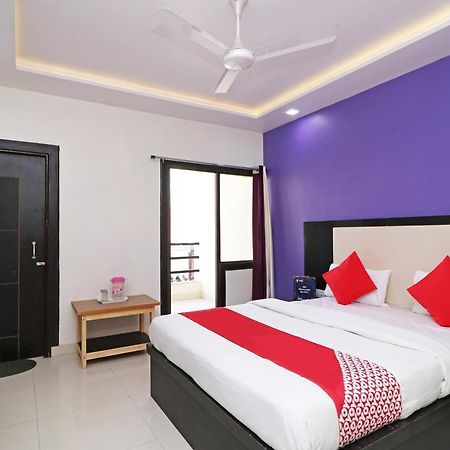 Oyo Hotel The Orient Tree Agra  Esterno foto